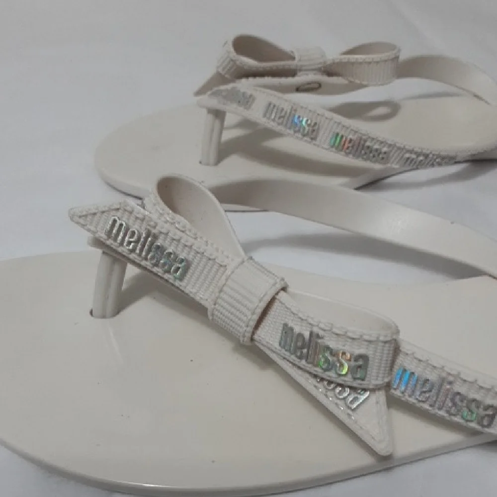 Melissa CHINELO M LOVER White Sandals with Iridescent Accents‎ US 9